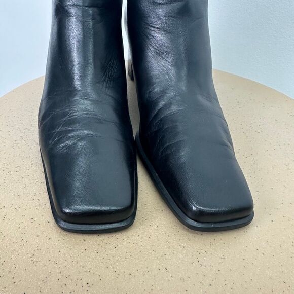 Stuart Weitzman Women’s Vintage Y2K Black Leather Square Toe Heeled Ankle Boot - Picture 4 of 9